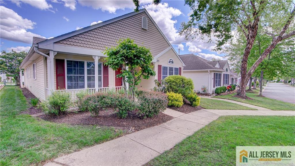 295 Waxwing Drive, Monroe Township, New Jersey image 2