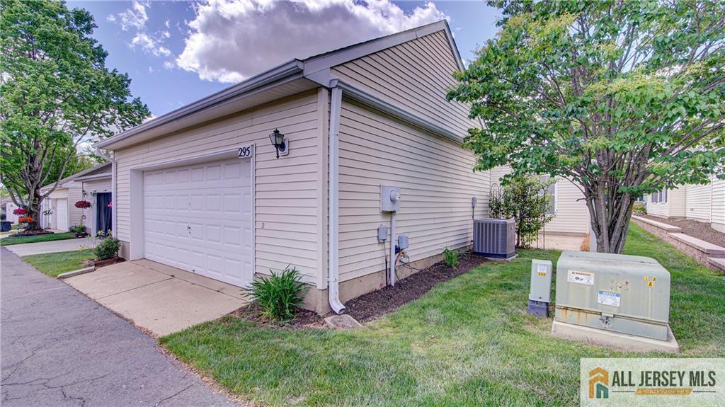 295 Waxwing Drive, Monroe Township, New Jersey image 37