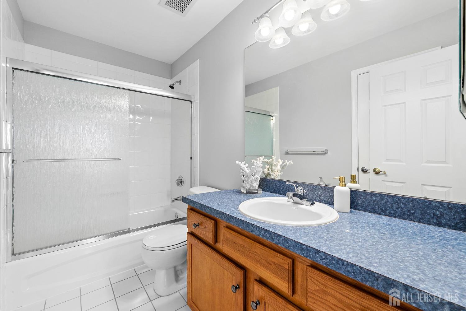 19 S Shore Drive, South Amboy, New Jersey image 32