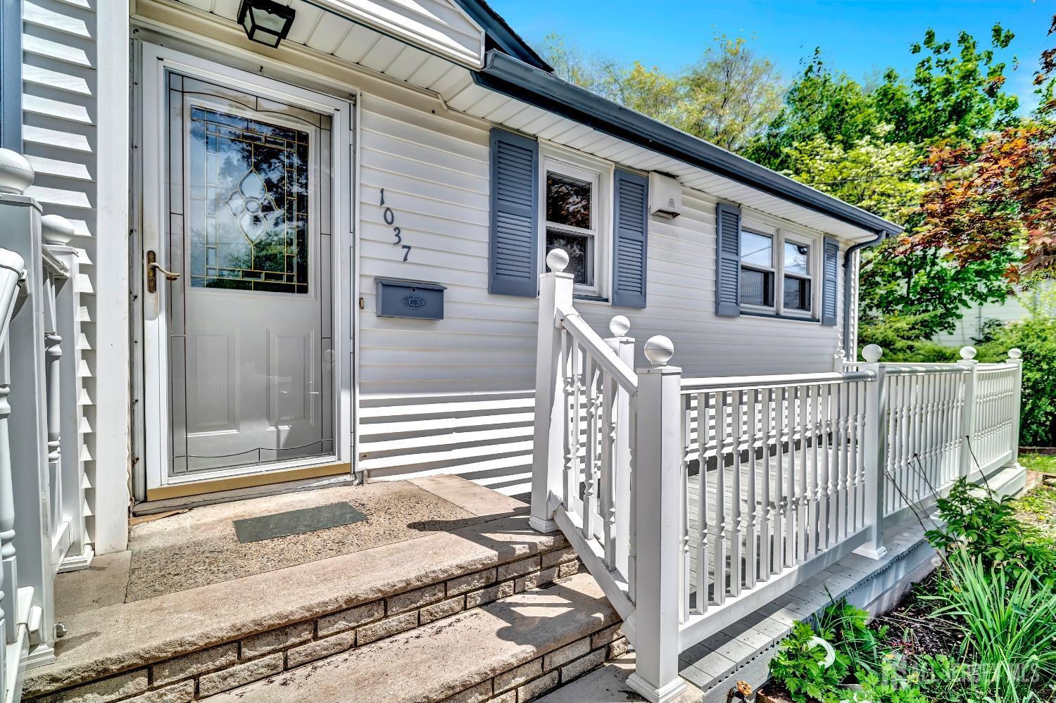 1037 Charter Street, Piscataway, New Jersey image 4