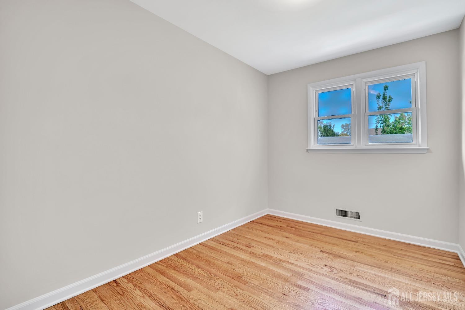 1037 Charter Street, Piscataway, New Jersey image 14
