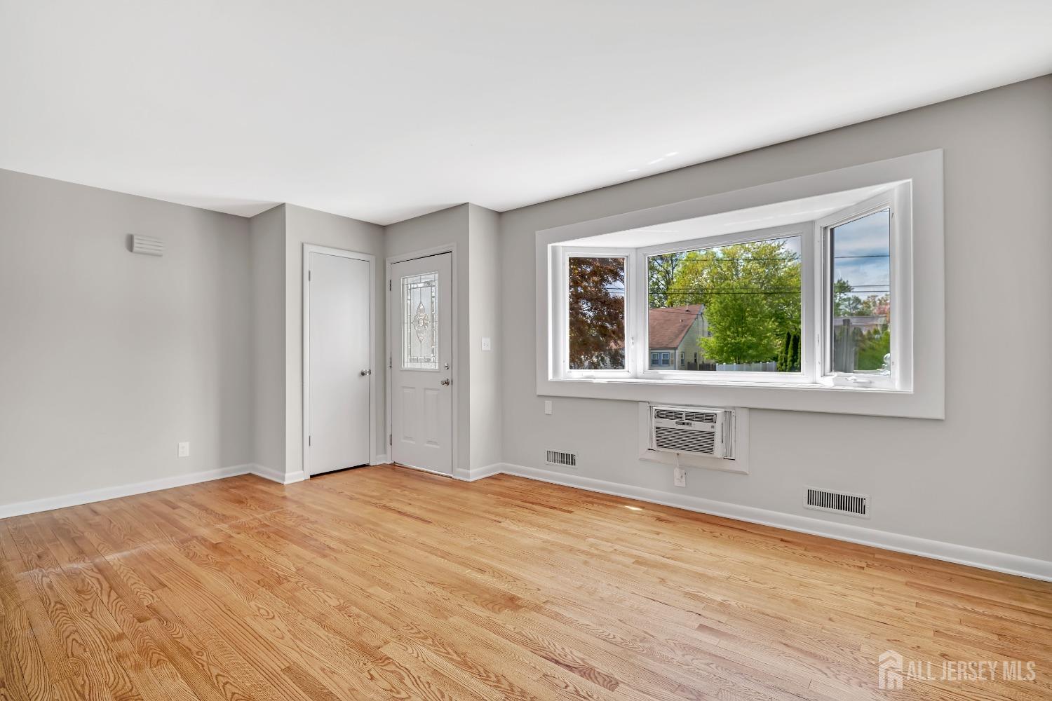 1037 Charter Street, Piscataway, New Jersey image 7