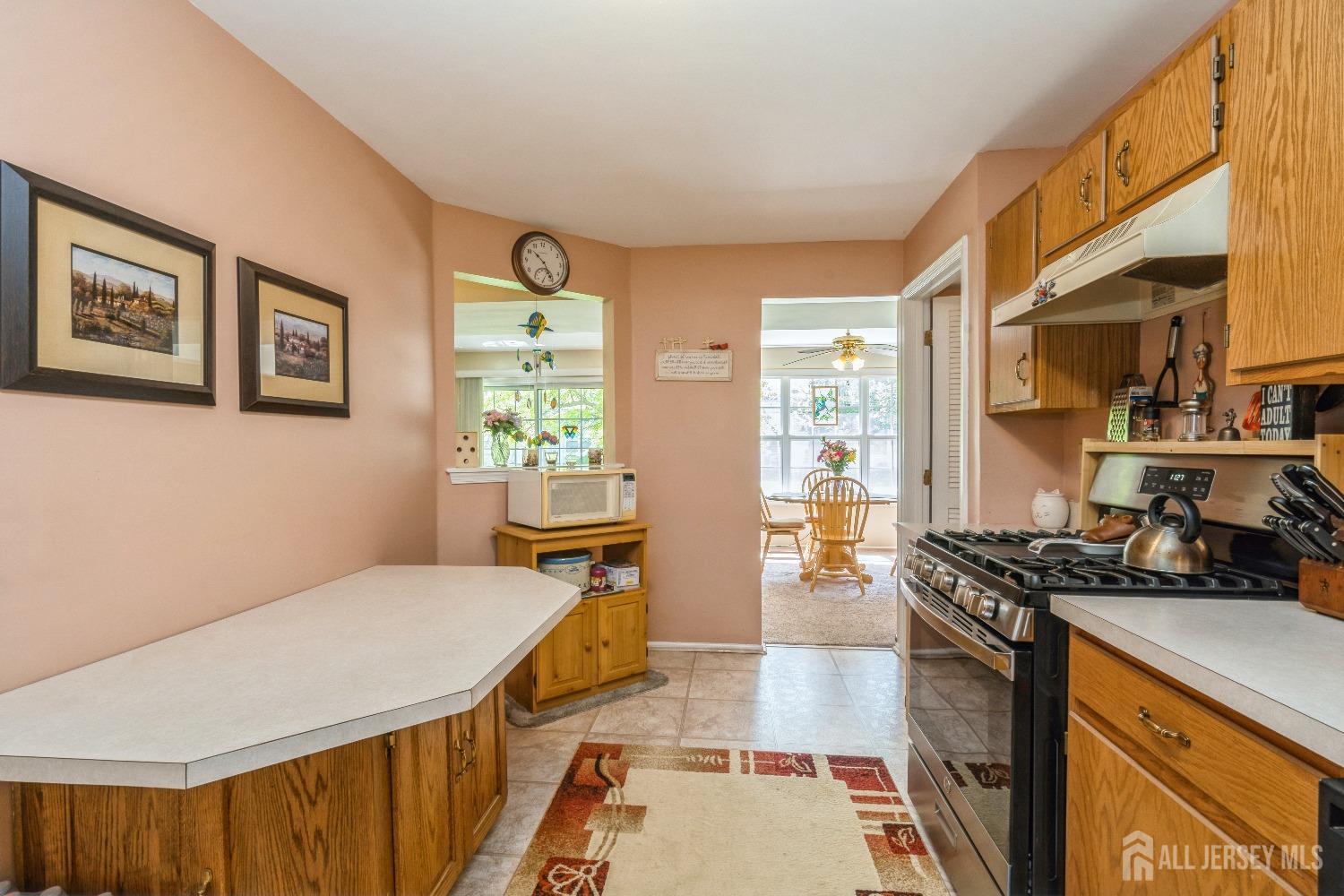 604 Hampshire Drive, North Brunswick, New Jersey image 25