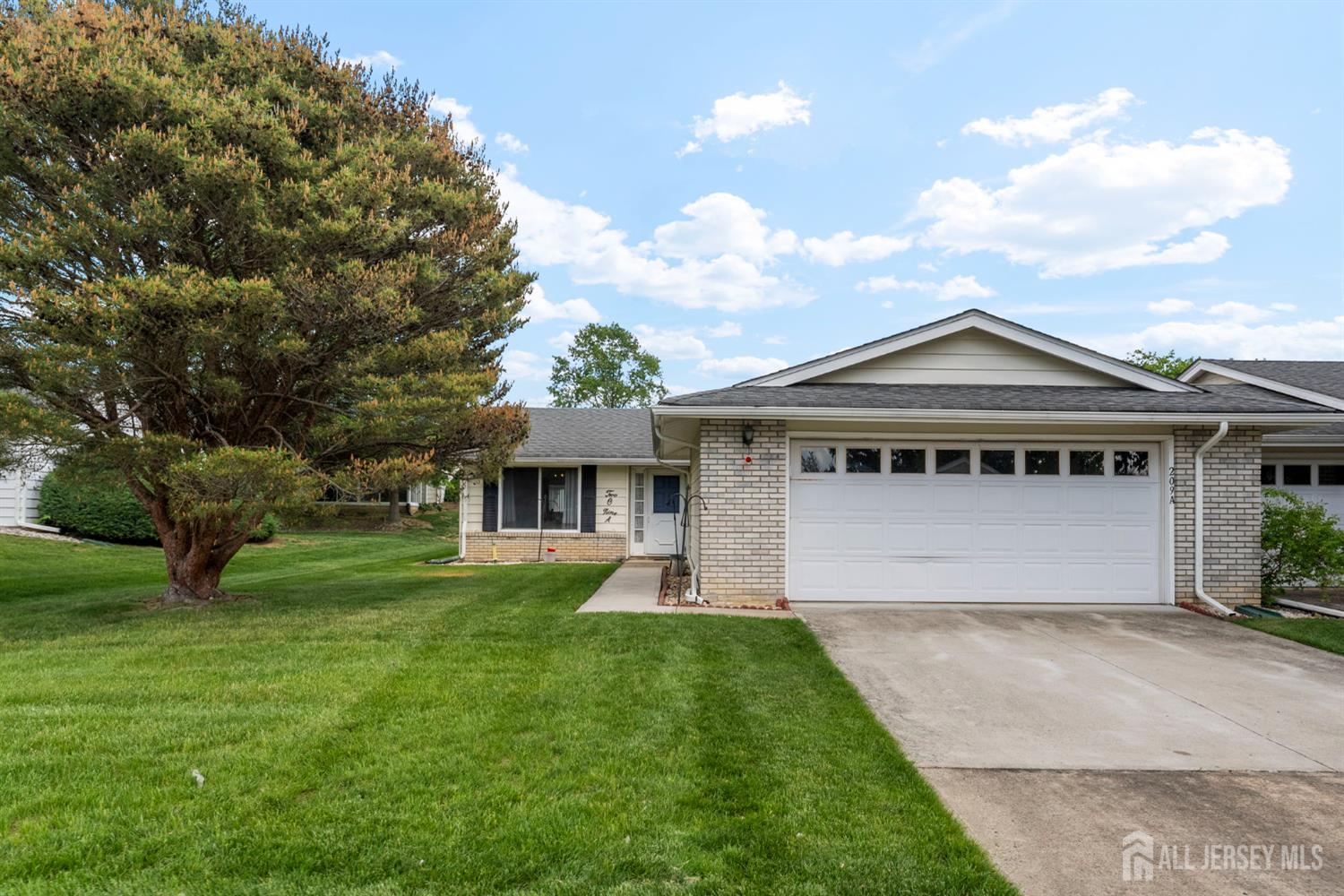 209 Vernon Road, Monroe Township, New Jersey image 1