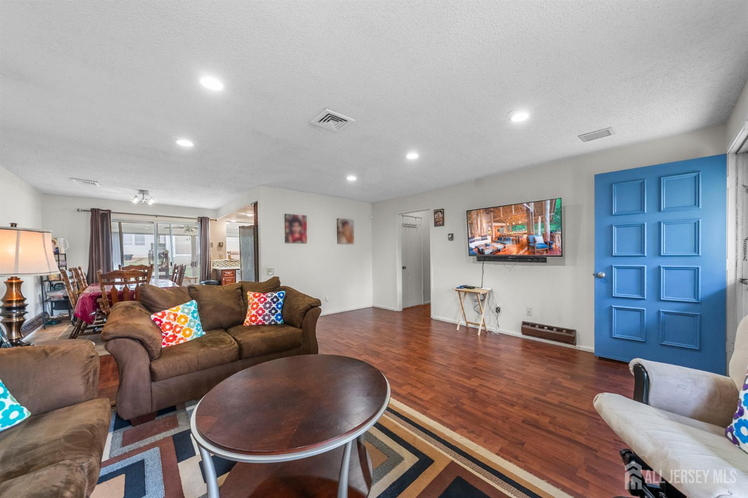 209 Vernon Road, Monroe Township, New Jersey image 3