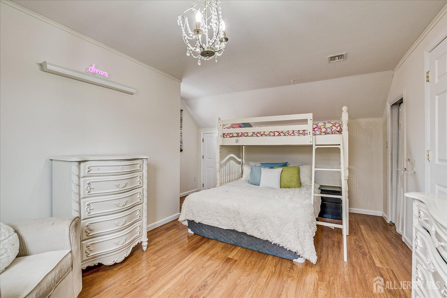 80 Myrtle Avenue, Metuchen, New Jersey image 31