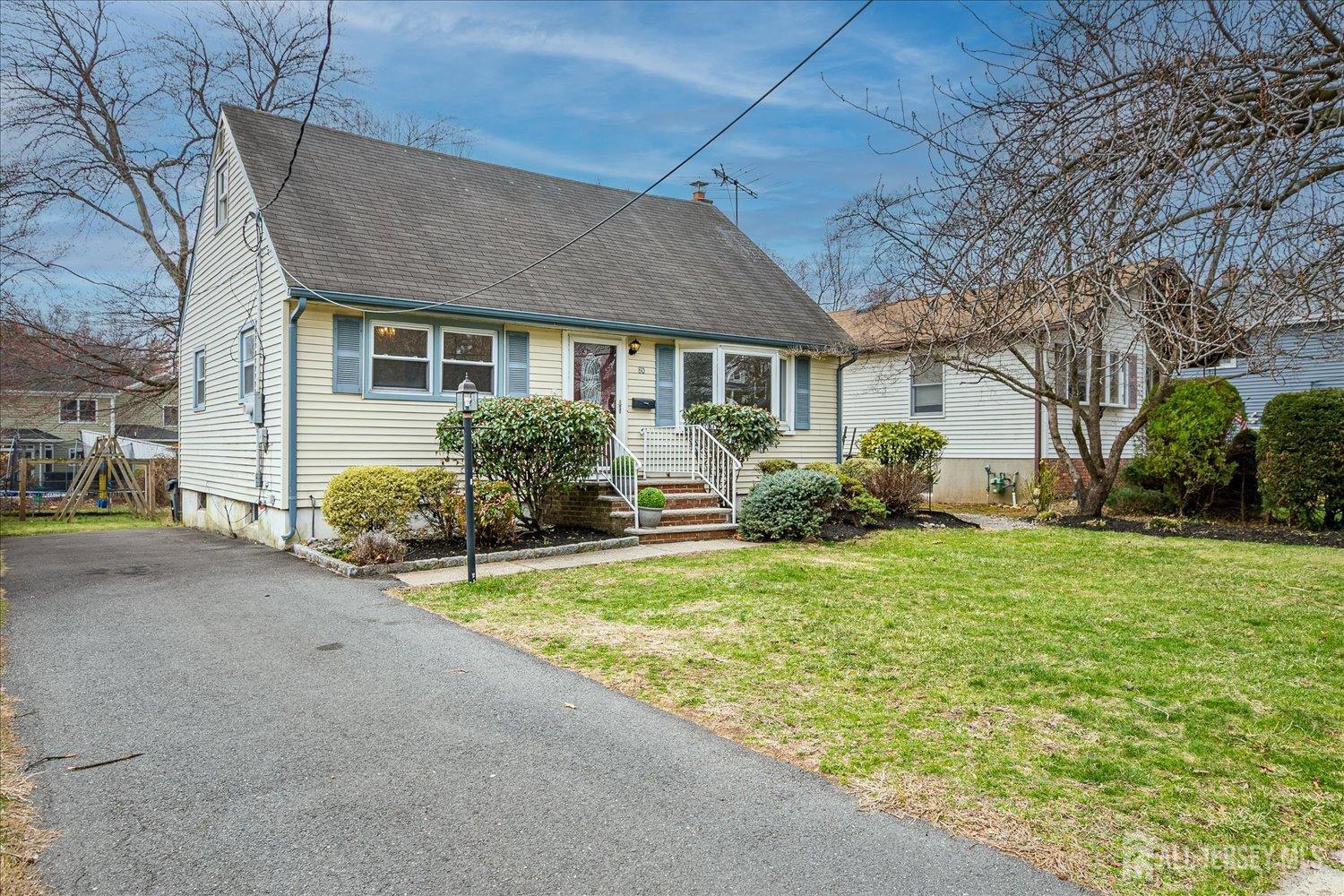 80 Myrtle Avenue, Metuchen, New Jersey image 2