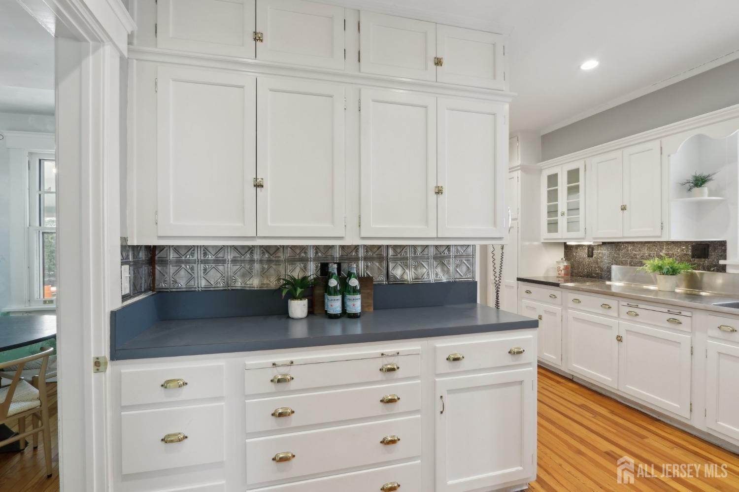 135 N Main Street, Cranbury, New Jersey image 32