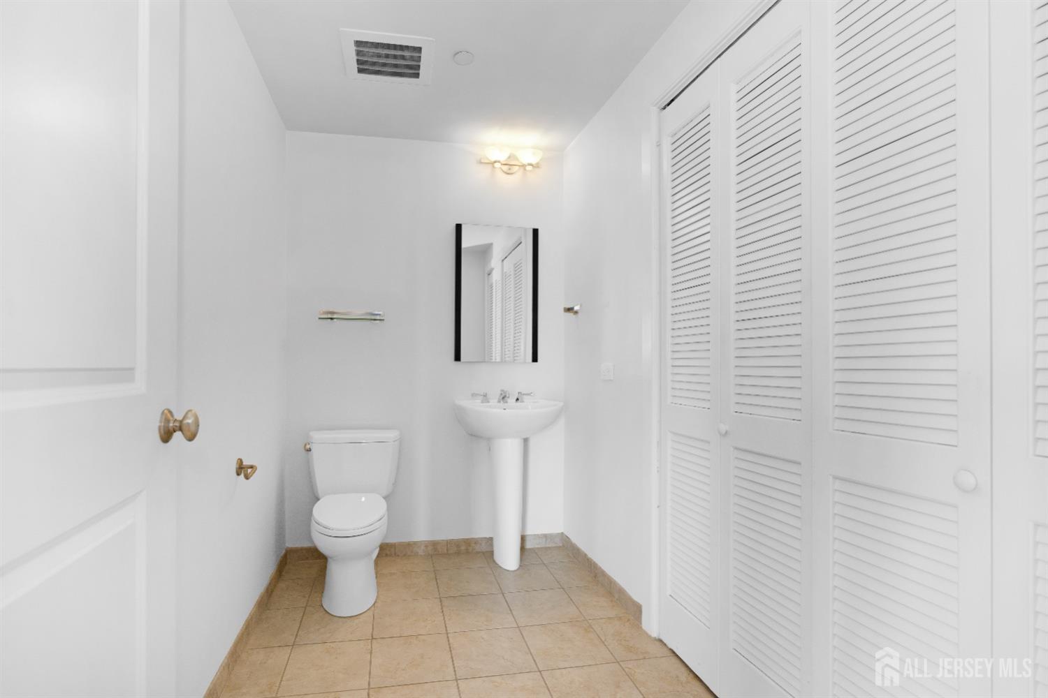 20 Livingston Avenue, New Brunswick, New Jersey image 24