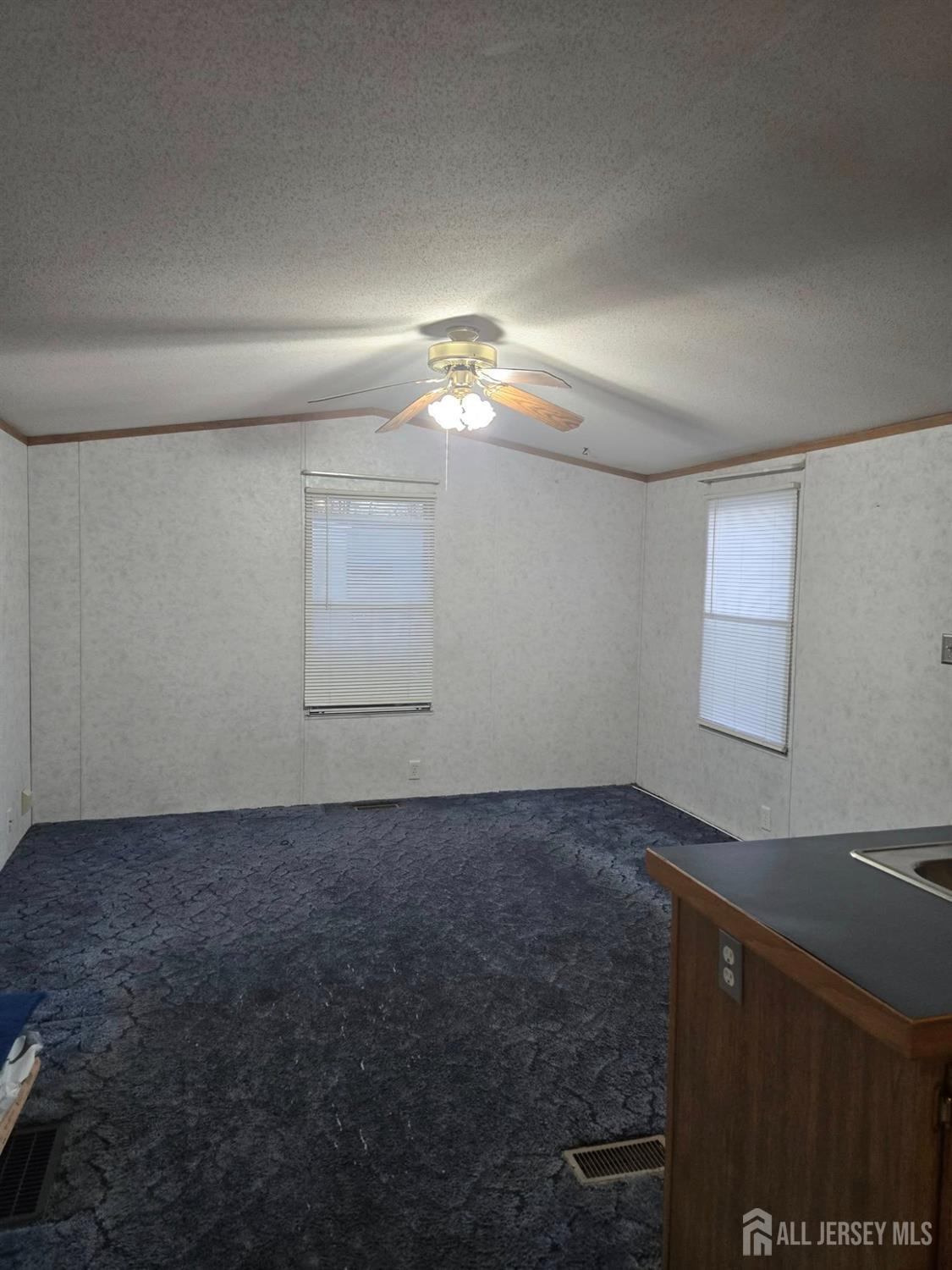8 3rd Street - Photo 4
