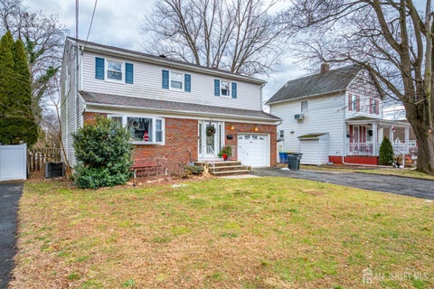 Homes For Sale - 228 Oneida Place<br/> North Plainfield, NJ 07060