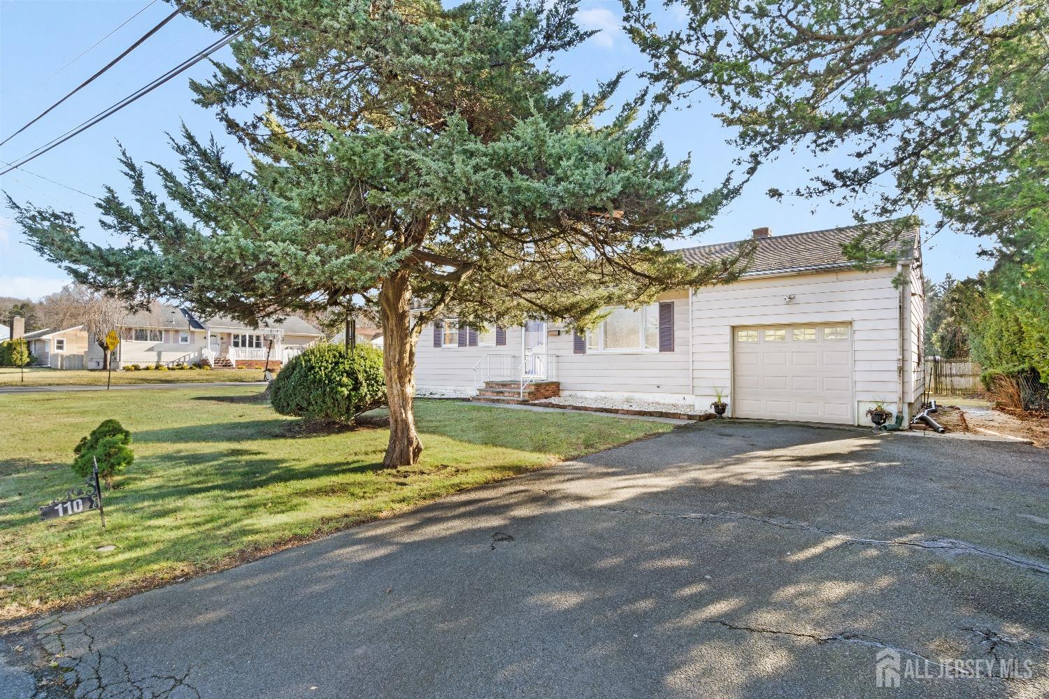 110 E Fairview Avenue, South Plainfield, New Jersey image 2