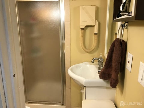 Apartment For Rent - 64 Lawrence Avenue<br/> Highland Park, NJ 08904