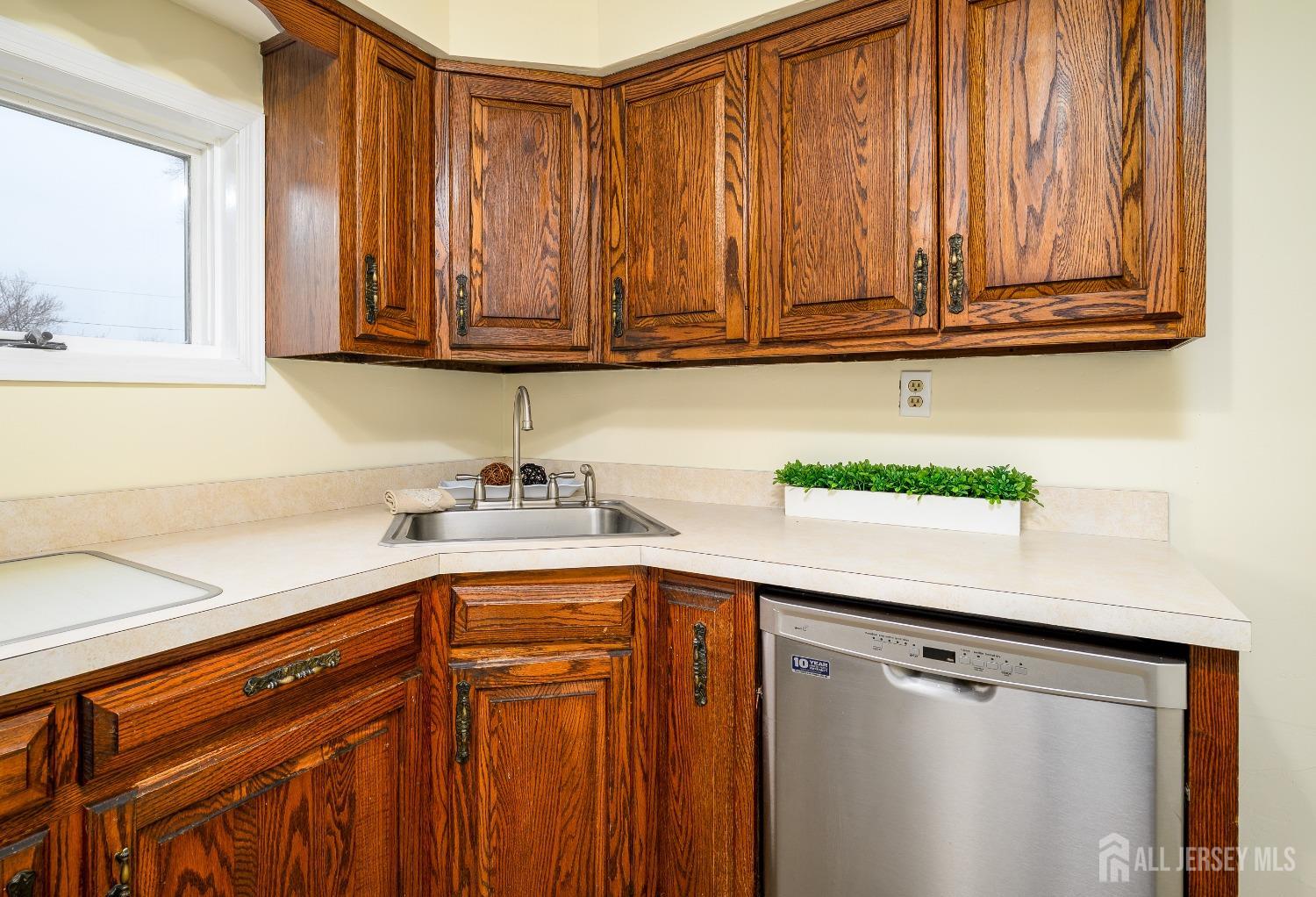 550 Harrison Avenue, South Plainfield, New Jersey image 12