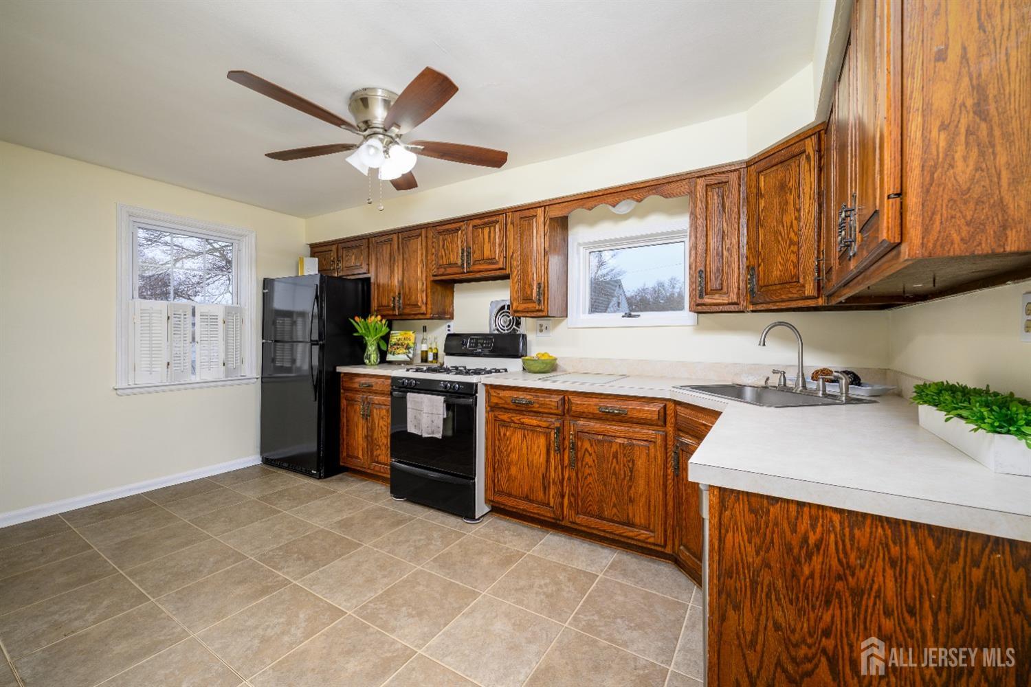 550 Harrison Avenue, South Plainfield, New Jersey image 9