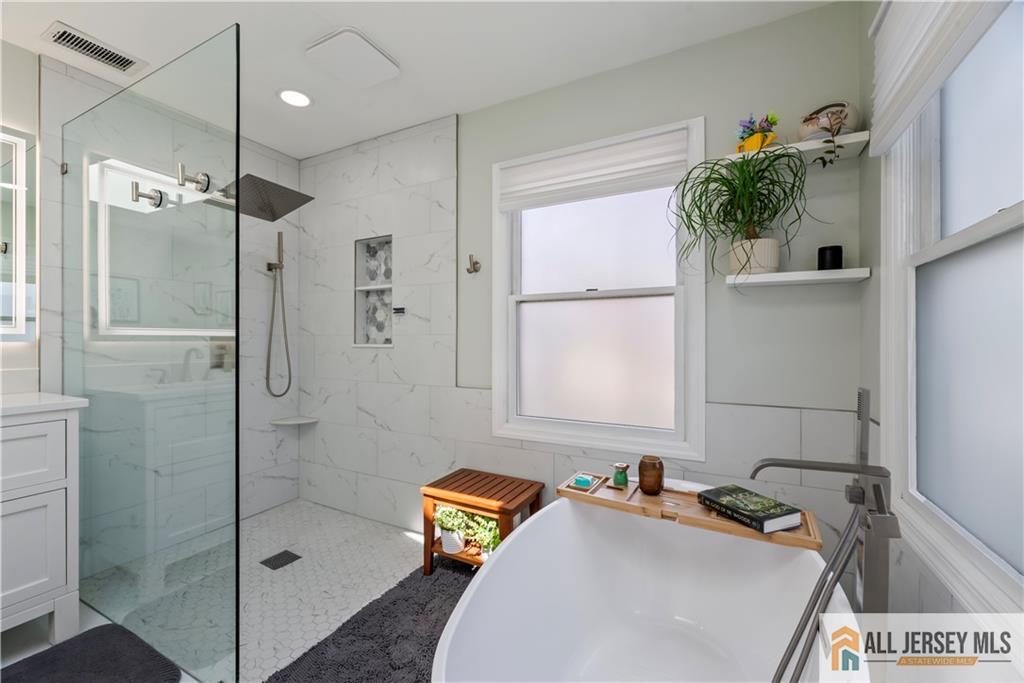 11 Hilltop Boulevard, East Brunswick, New Jersey image 32