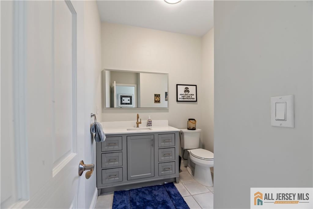 11 Hilltop Boulevard, East Brunswick, New Jersey image 24