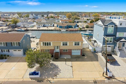 Homes For Sale - 116 N Montclair Road<br/> Ocean County, Barnegat, NJ 08005