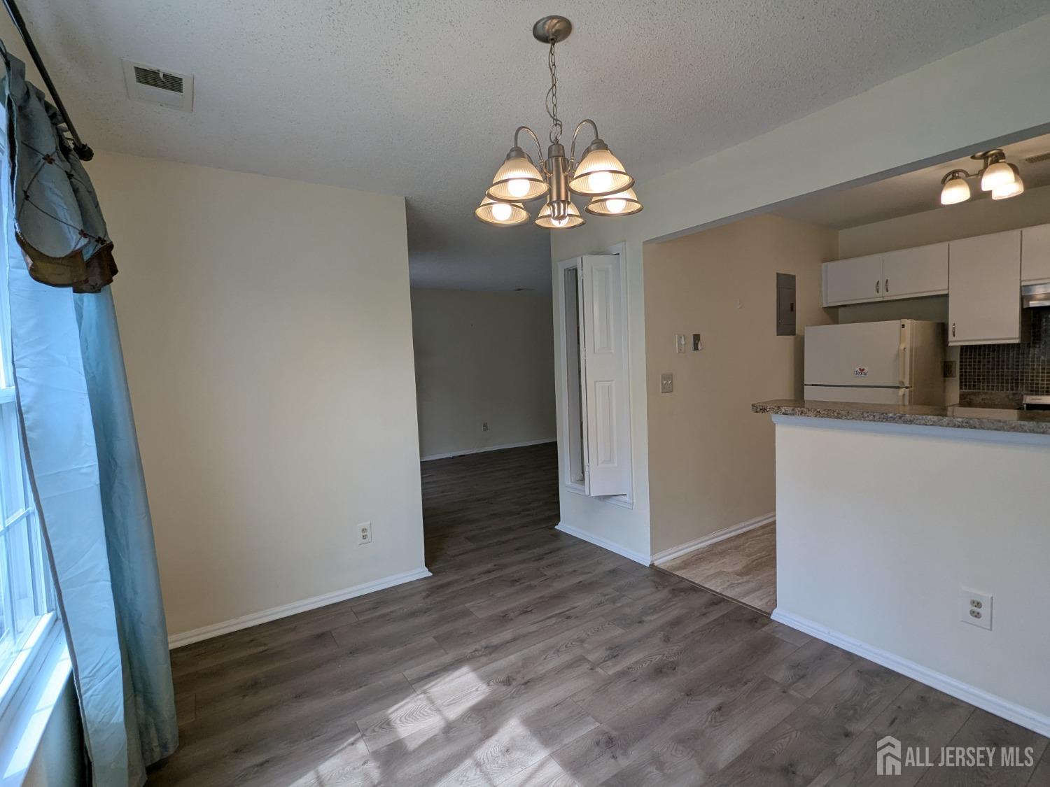 South Brunswick, New Jersey 08852, United States, 1 Bedroom Bedrooms, ,1 BathroomBathrooms,Residential,Active,112766