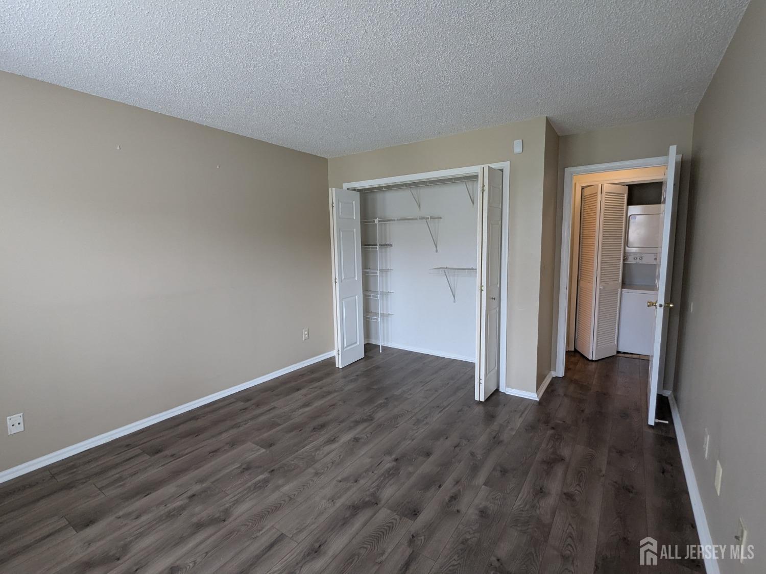 South Brunswick, New Jersey 08852, United States, 1 Bedroom Bedrooms, ,1 BathroomBathrooms,Residential,Active,112766