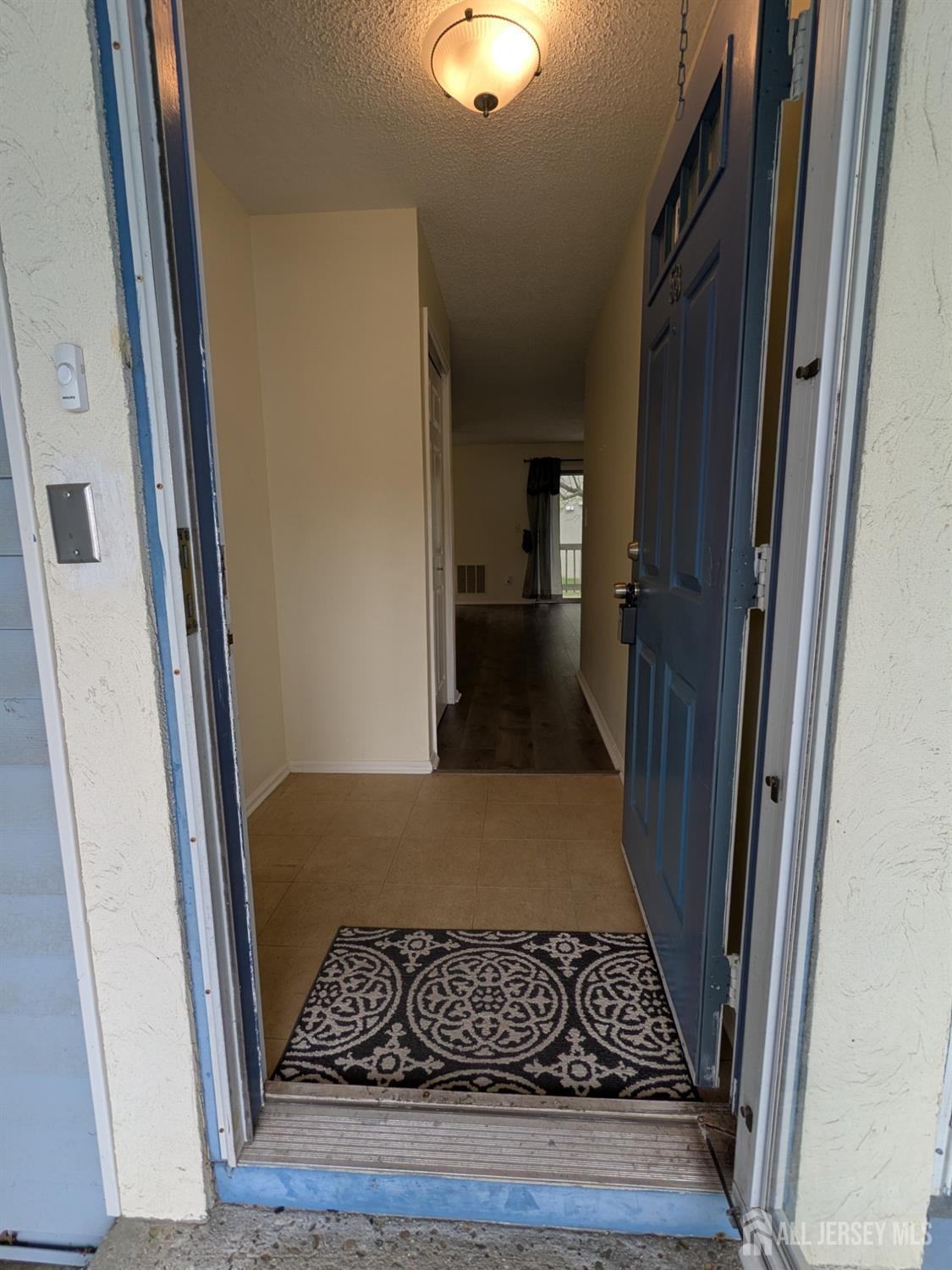 South Brunswick, New Jersey 08852, United States, 1 Bedroom Bedrooms, ,1 BathroomBathrooms,Residential,Active,112766