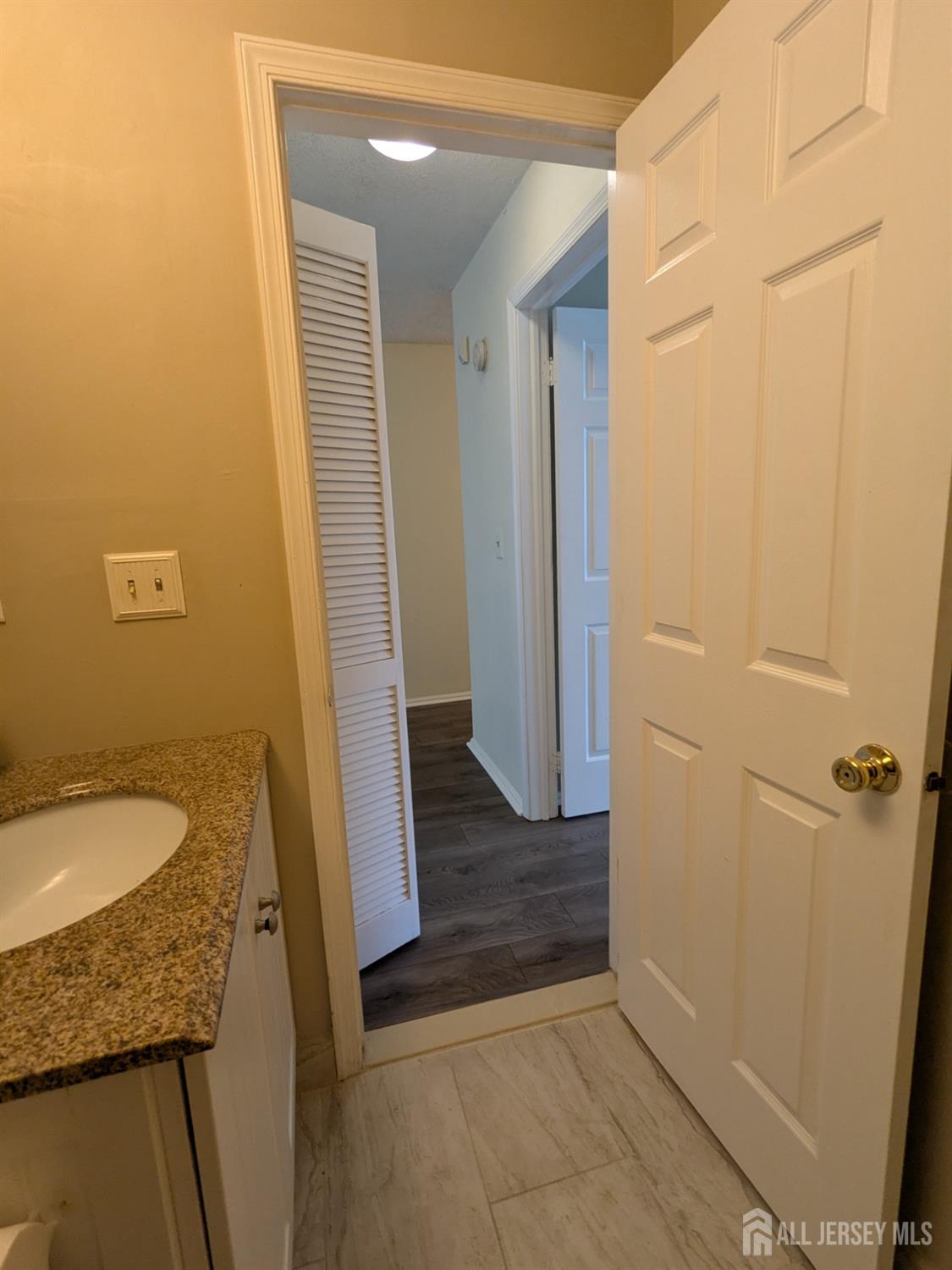 South Brunswick, New Jersey 08852, United States, 1 Bedroom Bedrooms, ,1 BathroomBathrooms,Residential,Active,112766