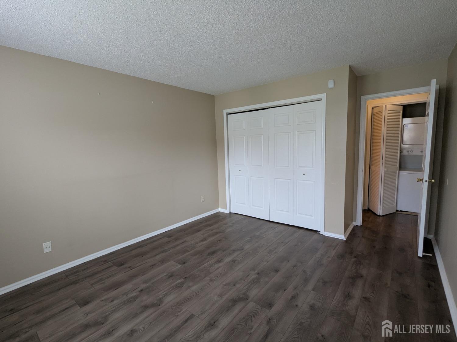 South Brunswick, New Jersey 08852, United States, 1 Bedroom Bedrooms, ,1 BathroomBathrooms,Residential,Active,112766