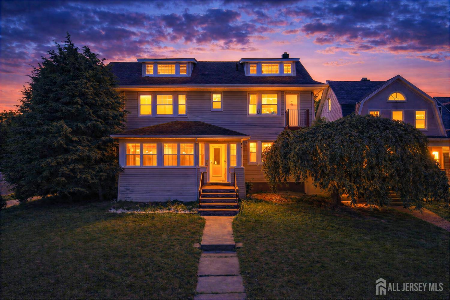 700-702 Park Avenue