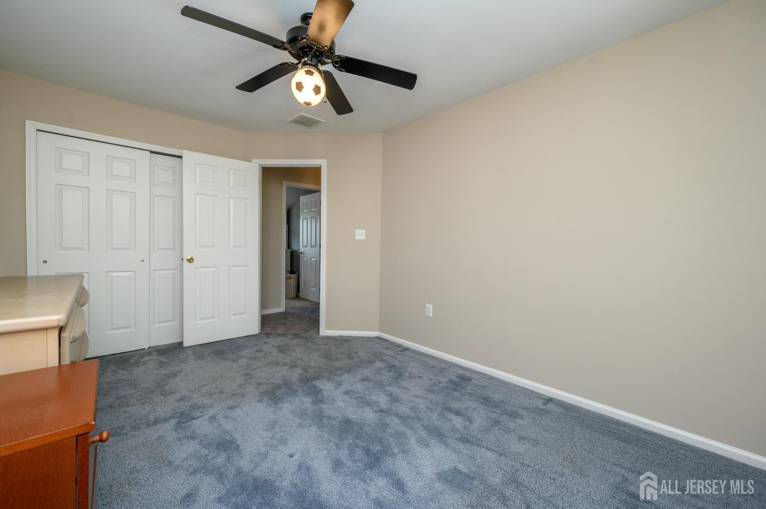 55 Park Knoll Drive, East Brunswick, New Jersey image 29