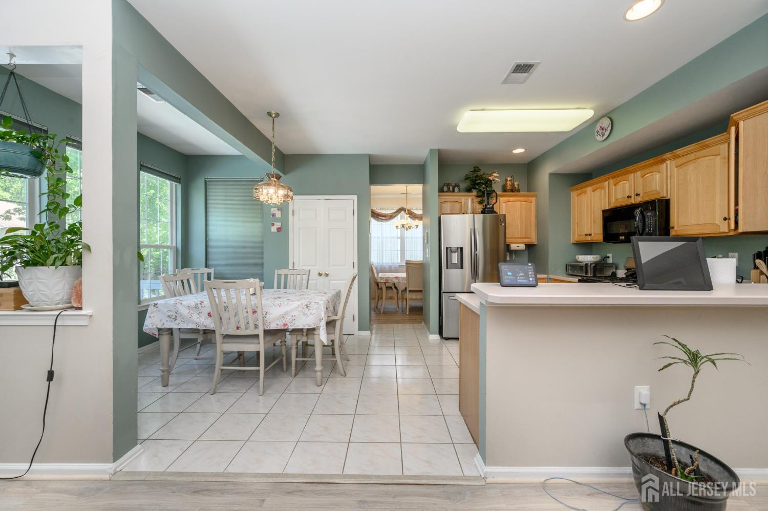 55 Park Knoll Drive, East Brunswick, New Jersey image 13