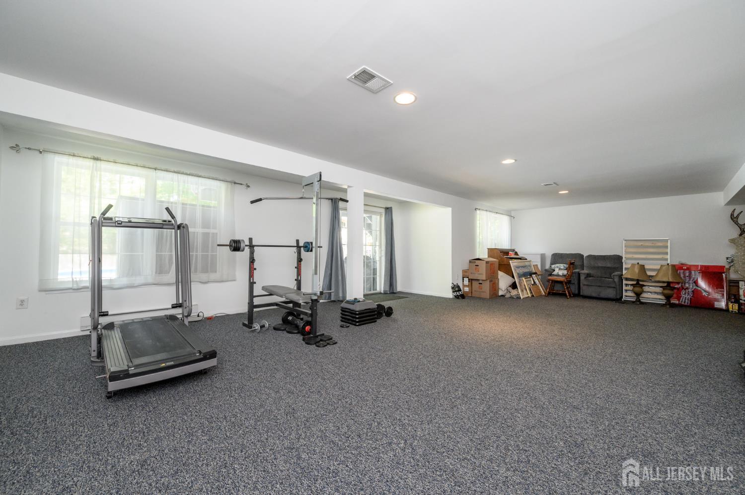 55 Park Knoll Drive, East Brunswick, New Jersey image 33
