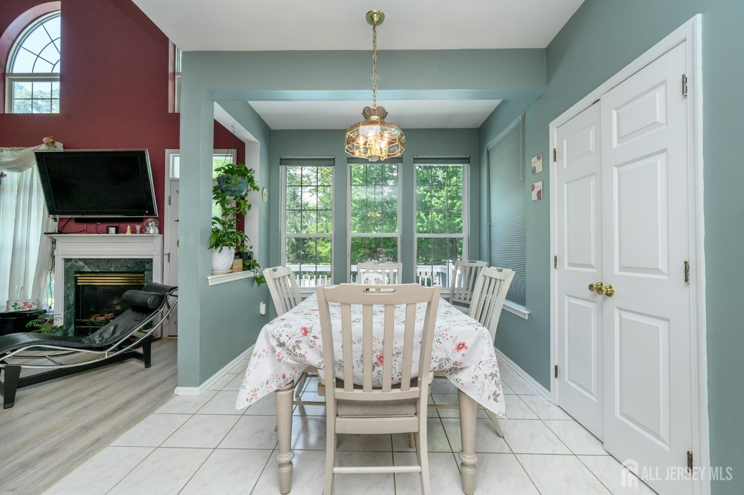 55 Park Knoll Drive, East Brunswick, New Jersey image 8