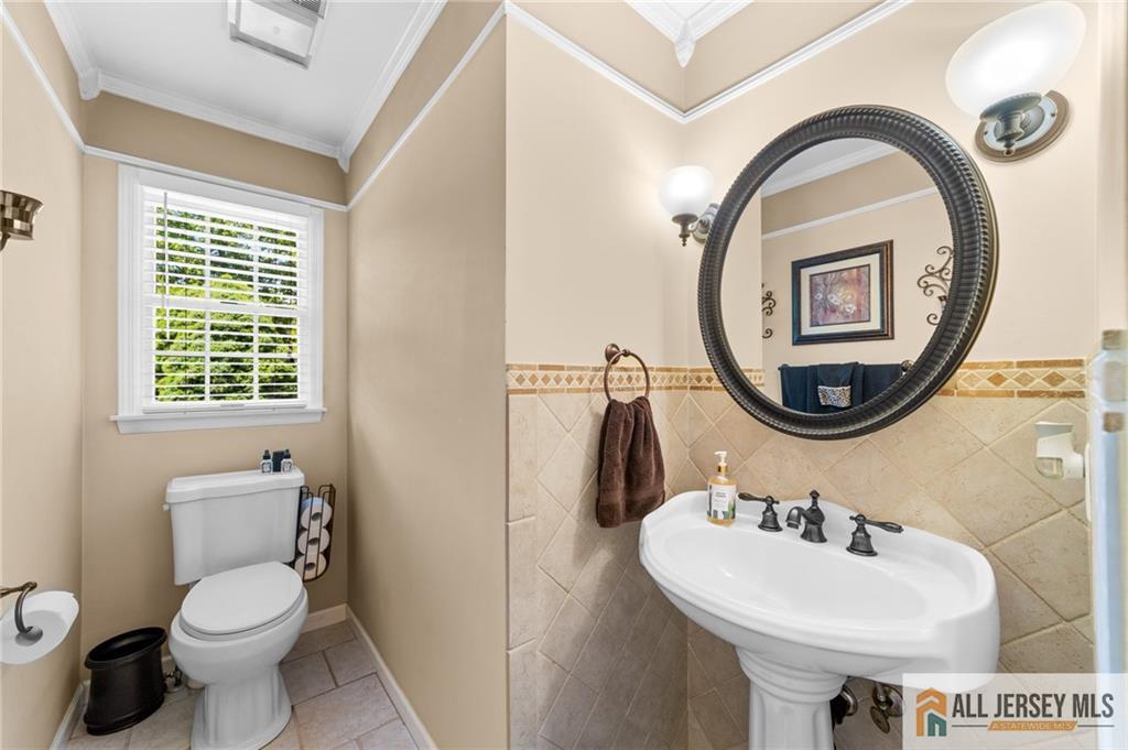 21 Tanglewood Place, Monroe Township, New Jersey image 15