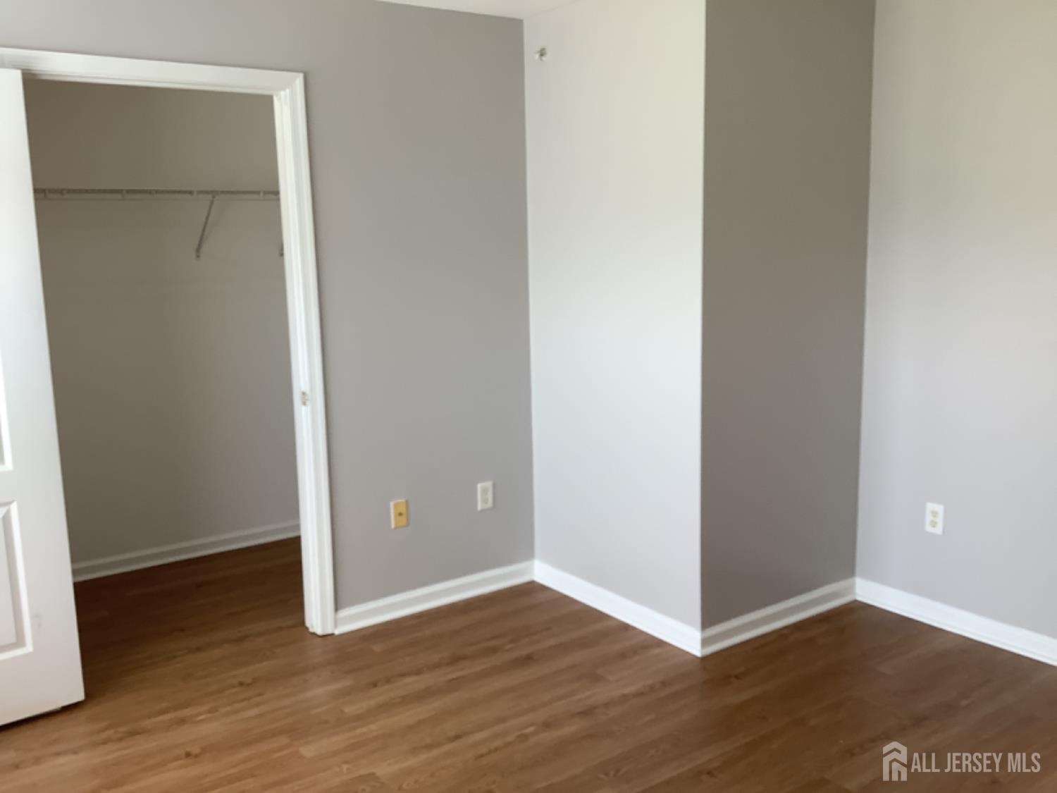 931 Cedar Court, New Brunswick, New Jersey image 13