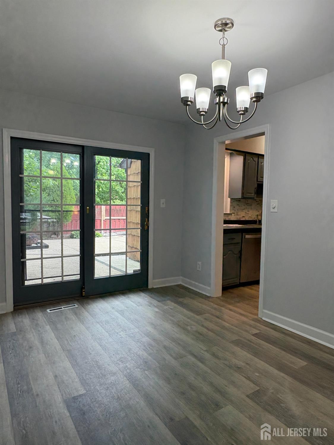 6 Canterbury Lane, Sayreville, New Jersey image 14