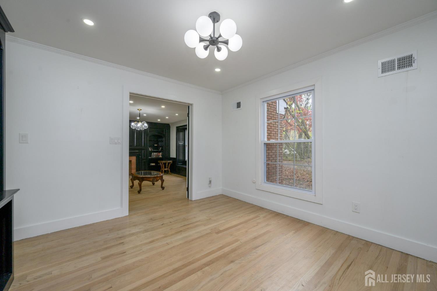 Toms River, New Jersey, 08755, United States, 5 Bedrooms Bedrooms, ,4 BathroomsBathrooms,Residential,Active,2042159