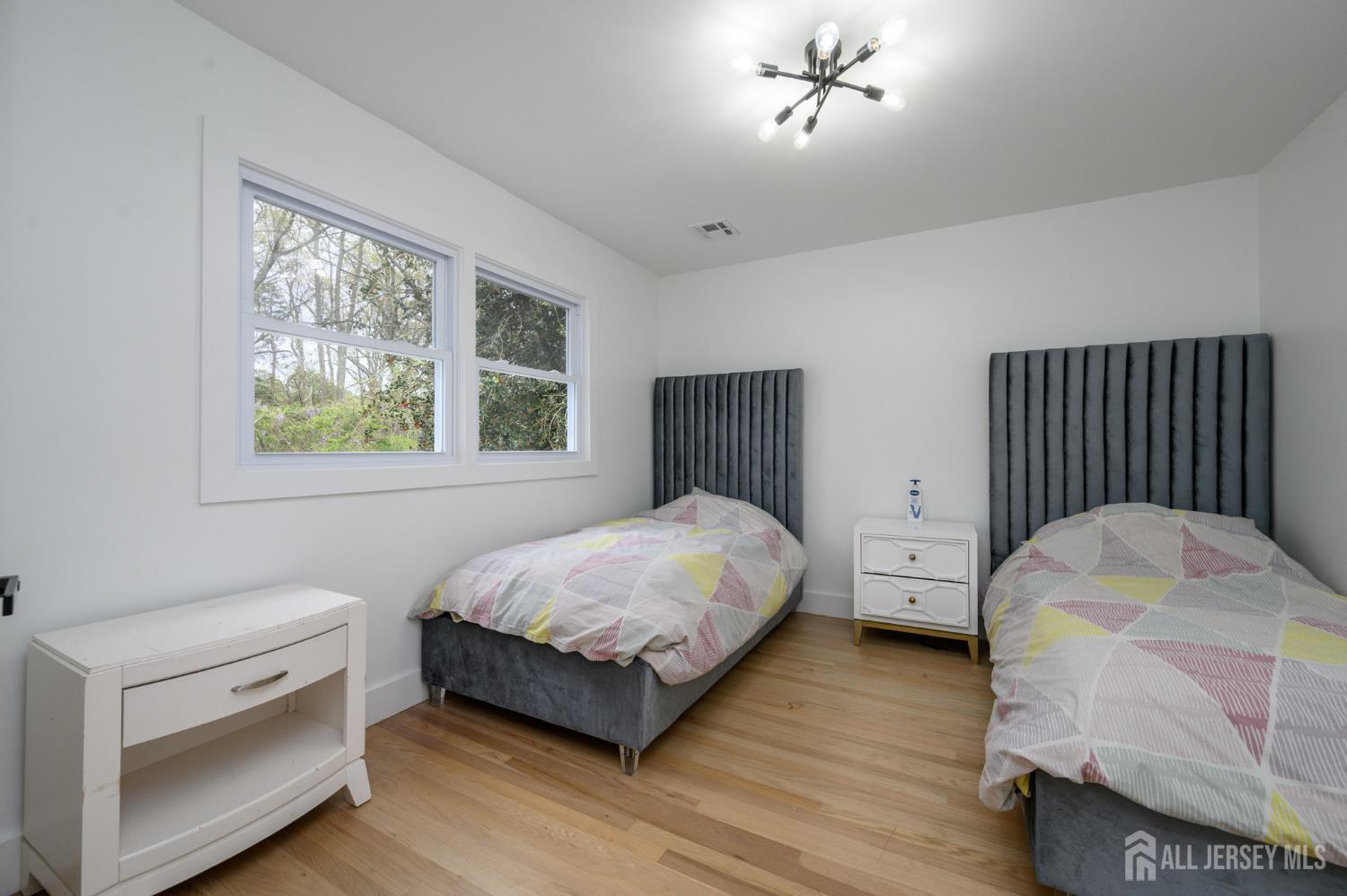 Toms River, New Jersey, 08755, United States, 5 Bedrooms Bedrooms, ,4 BathroomsBathrooms,Residential,Active,2042159