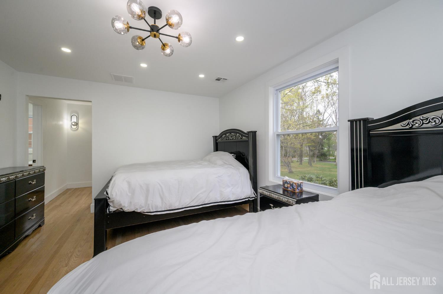 Toms River, New Jersey, 08755, United States, 5 Bedrooms Bedrooms, ,4 BathroomsBathrooms,Residential,Active,2042159