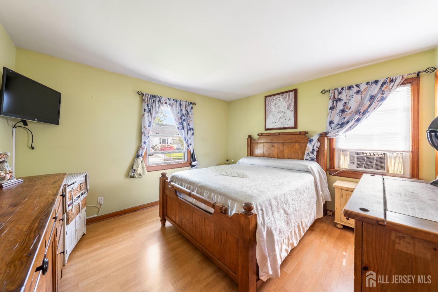 86 Lawrence Street, Fords, New Jersey image 11