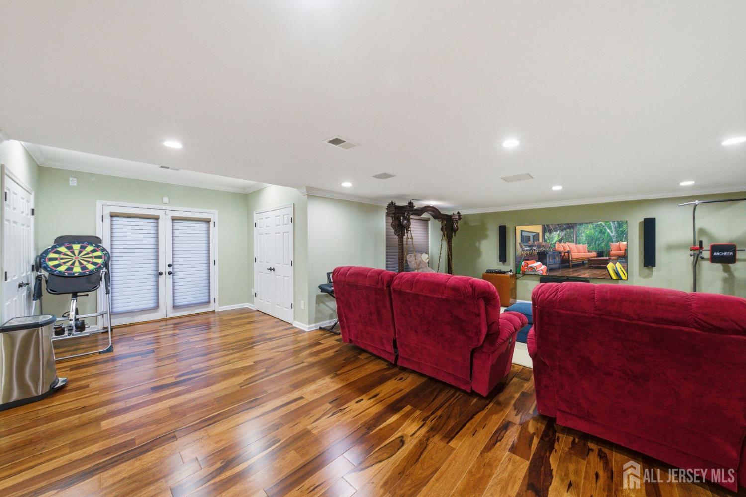 Monroe, New Jersey, 08831, United States, 5 Bedrooms Bedrooms, ,4 BathroomsBathrooms,Residential,Active,2041587