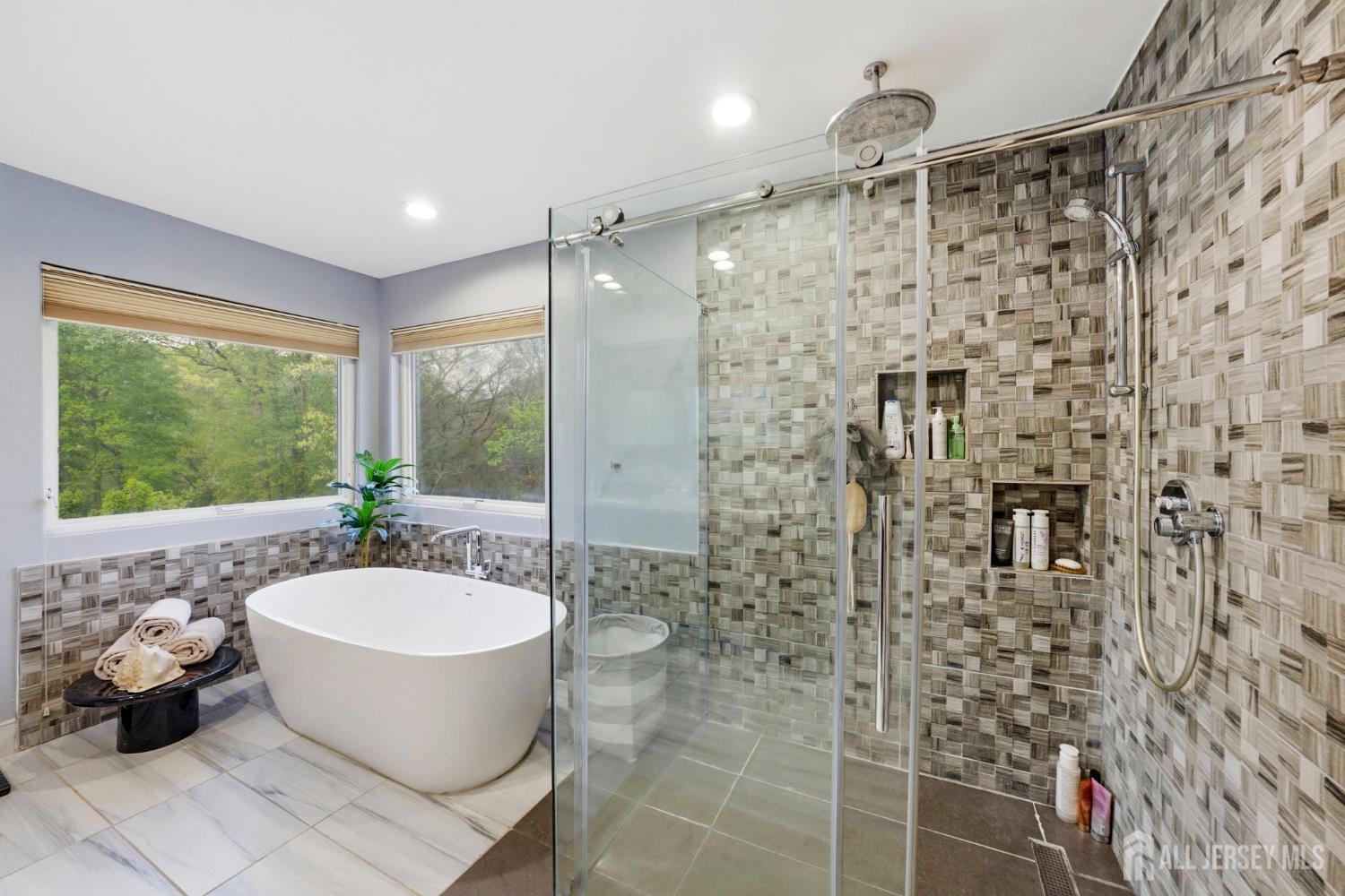 Monroe, New Jersey, 08831, United States, 5 Bedrooms Bedrooms, ,4 BathroomsBathrooms,Residential,Active,2041587