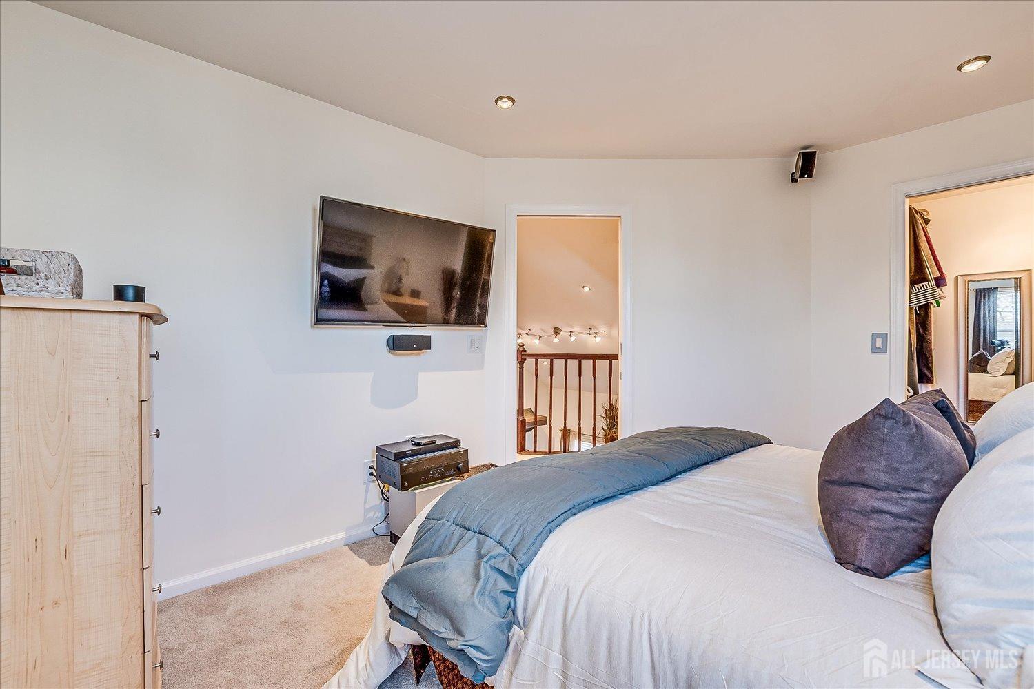 55 Renaissance Lane, New Brunswick, New Jersey image 23