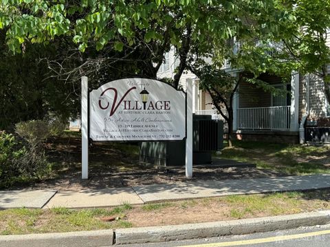 Condo For Sale - 85 Liddle Avenue<br/> Edison, NJ 08837
