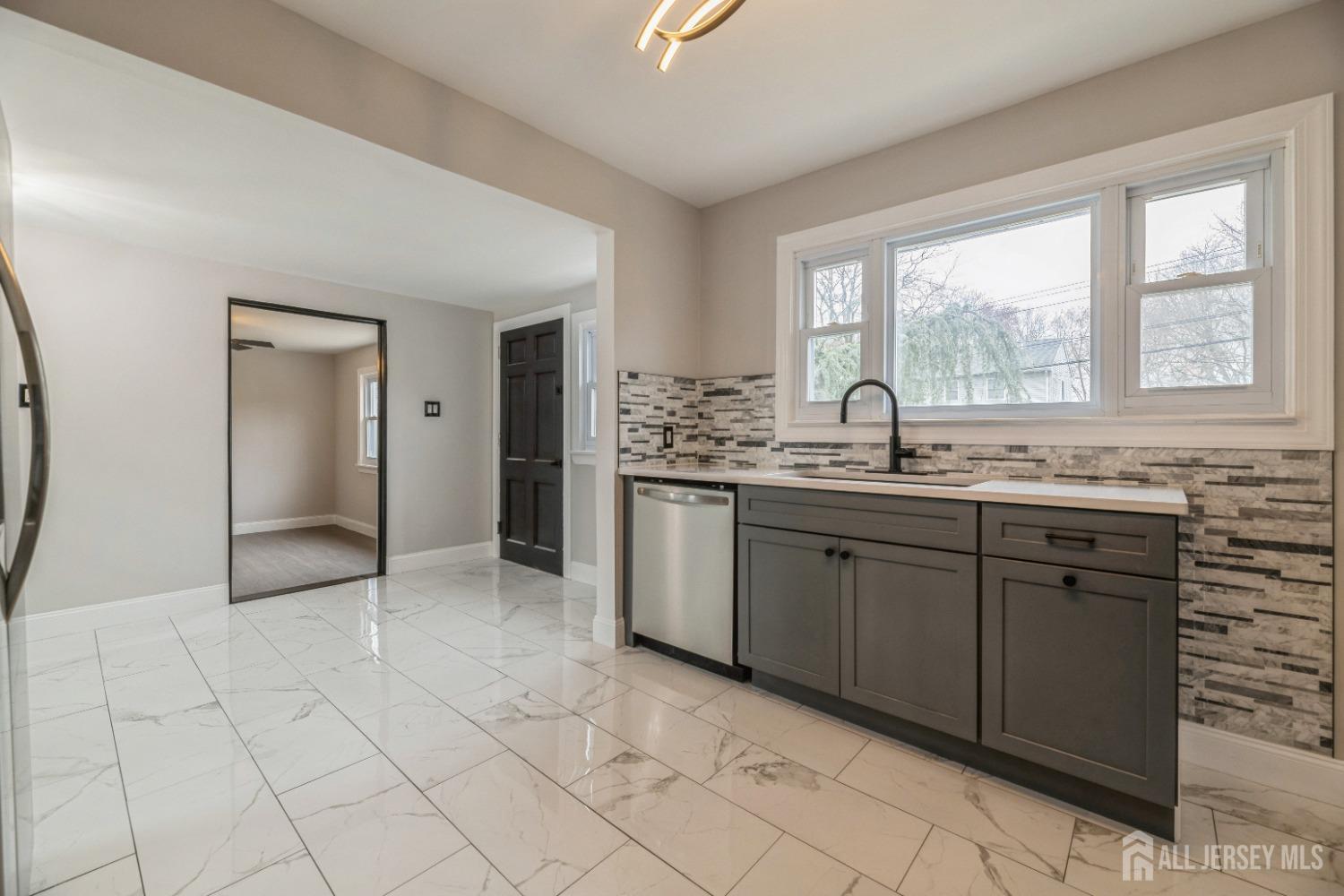 13 Mimi Road, Old Bridge, New Jersey image 7