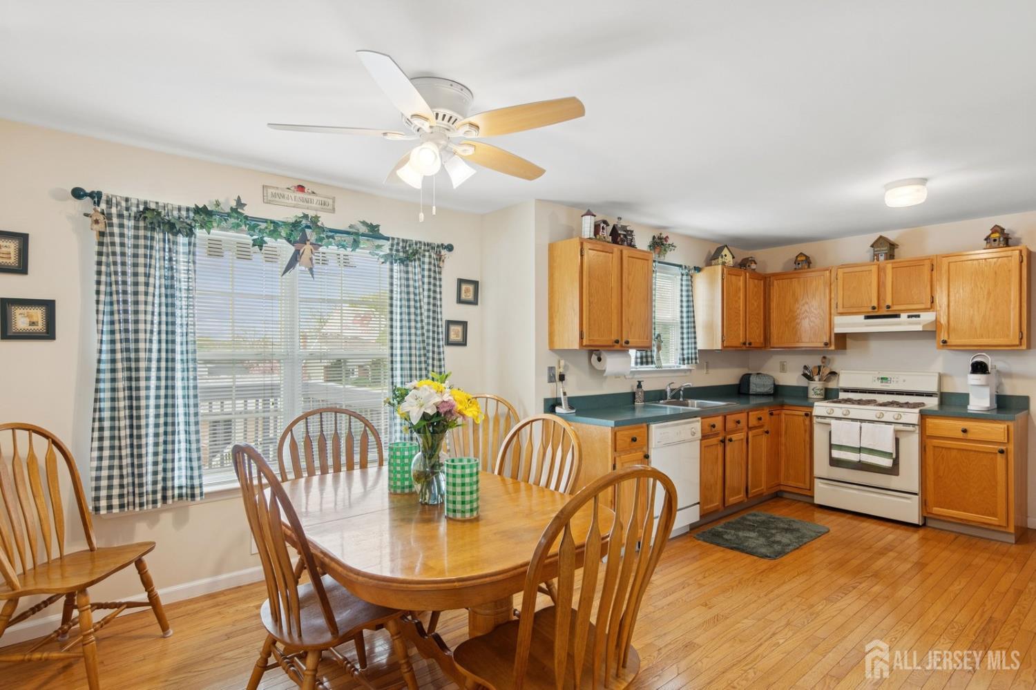 25 Ridge Avenue, Sayreville, New Jersey image 9