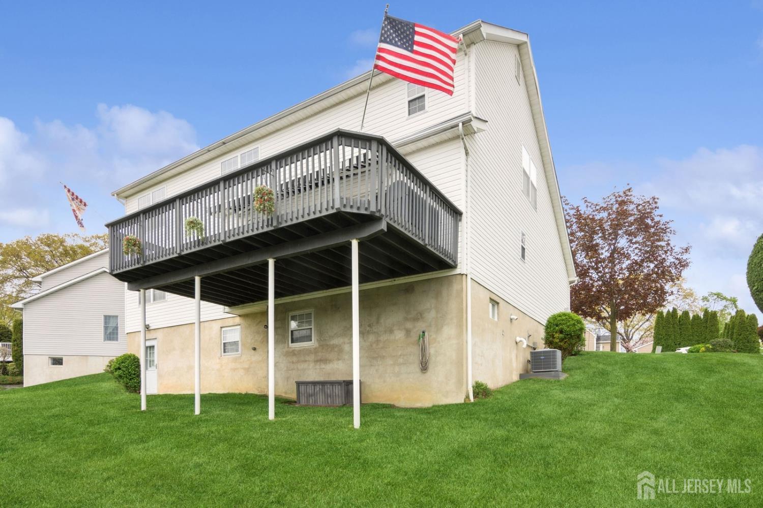 25 Ridge Avenue, Sayreville, New Jersey image 2
