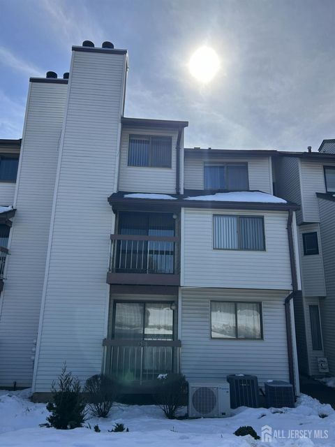 Condo For Sale - 3519 Richmond Court<br/> Hillsborough, NJ 08844