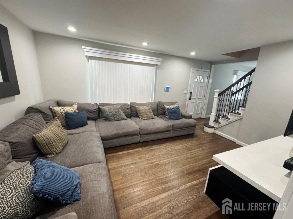 45 E Oak Street, Carteret, New Jersey image 3
