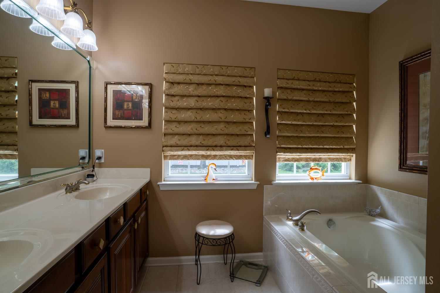263 Valencia Drive, Monroe Township, New Jersey image 19
