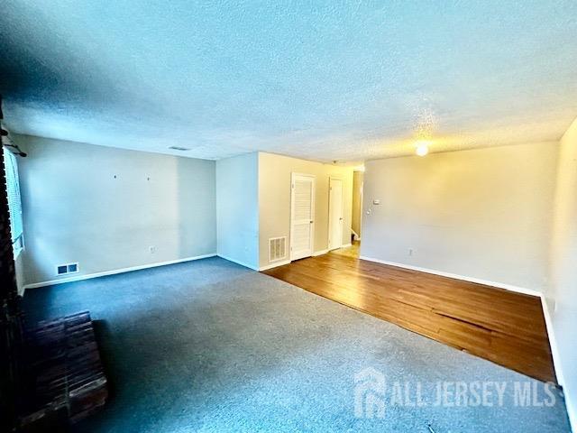 10 Tall Oaks Court, Sayreville, New Jersey image 5